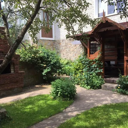 Usadba Bilya Richky Skole