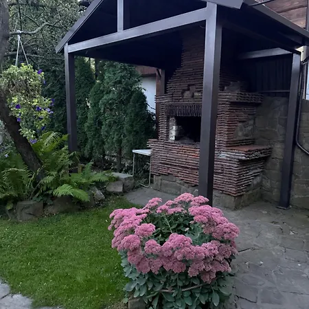 Chalet Usadba Bilya Richky Skole