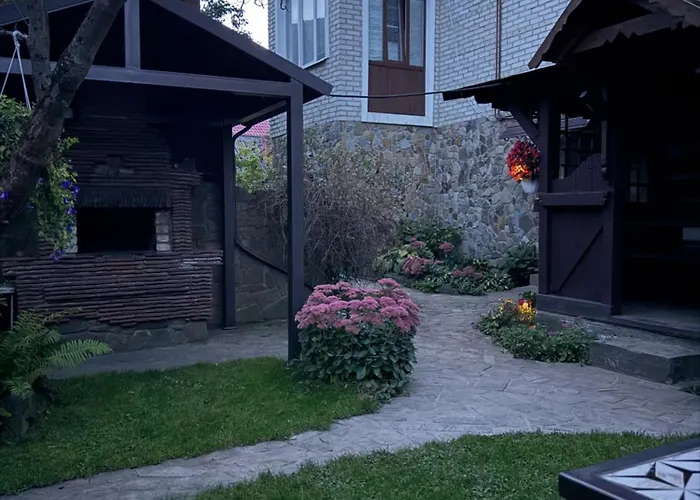 Domek alpejski Usadba Bilya Richky Skole