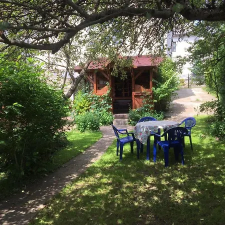 Chalé Usadba Bilya Richky Skole