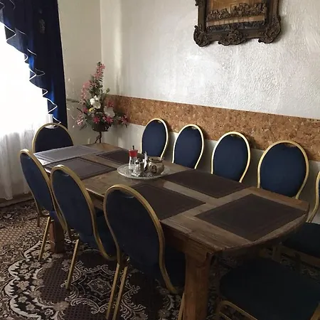 Chalé Usadba Bilya Richky Skole
