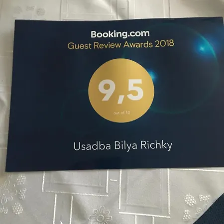 Usadba Bilya Richky Chalé Skole